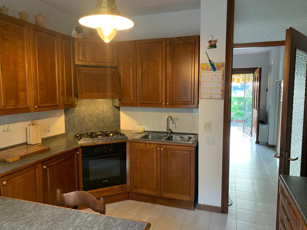 Residence Villa Laura ลินญาโน ซับเบียโดโร ภายนอก รูปภาพ